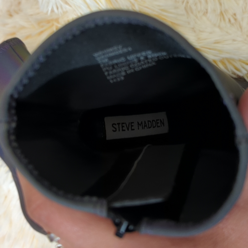 ππ’π Steve Madden Whimsy Reflective Bootiesππ’π - Picture 14 of 15